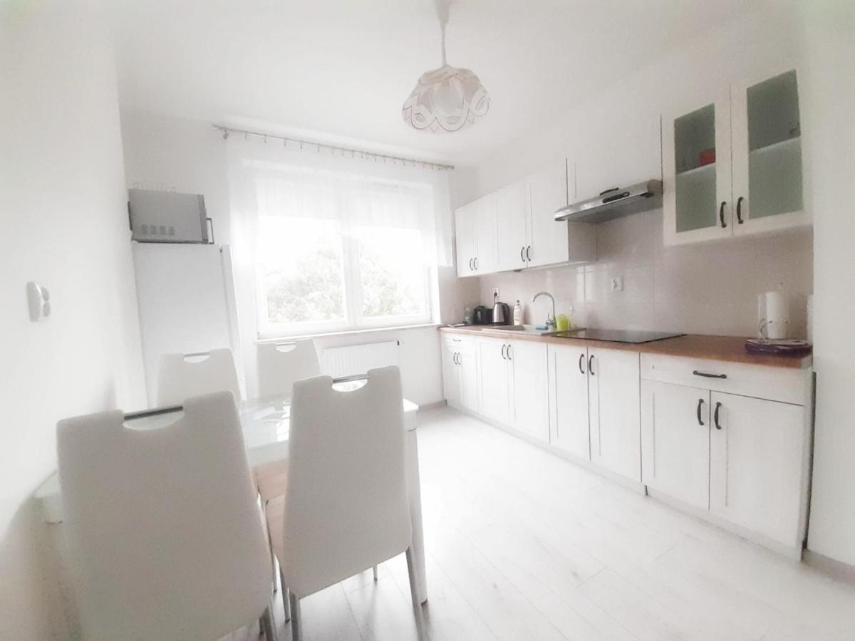 Apartament Zlota Lacza Zielona Góra Esterno foto
